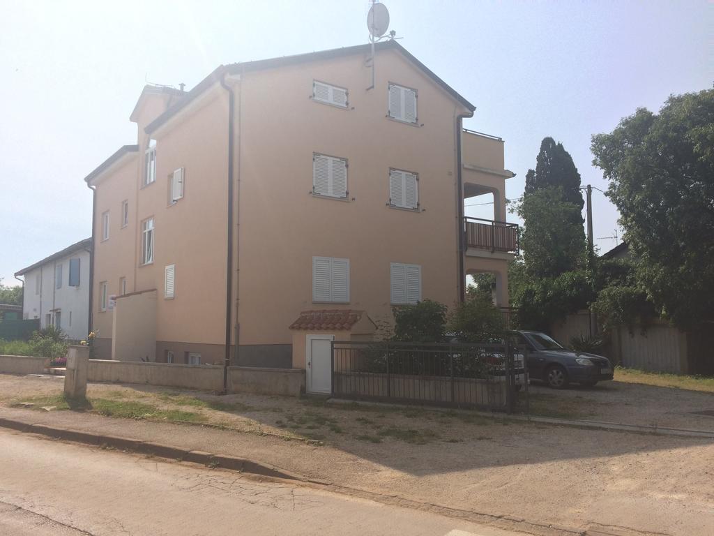 Kvajera Apartment Porec Exterior photo